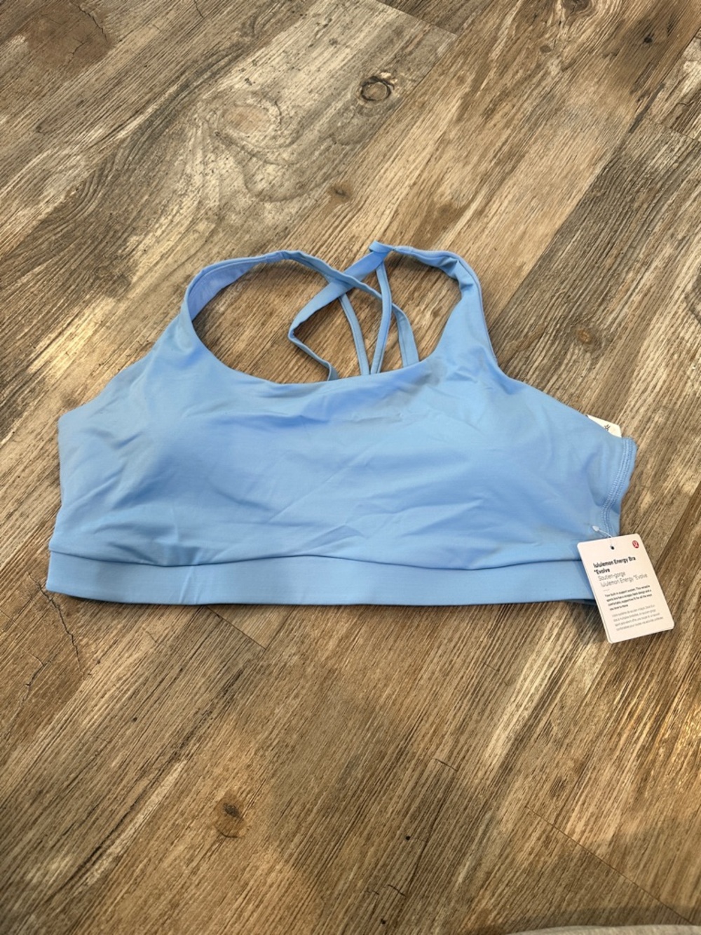 NEW with tags! Lululemon Energy Bra *Evolve
Sinatra Blue XL